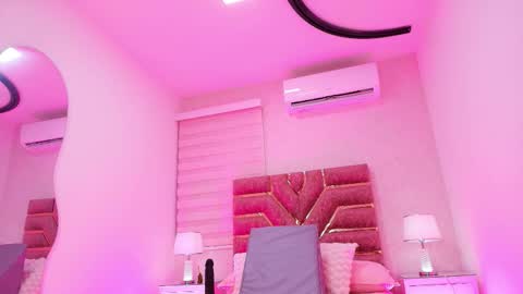 emma online show from November 16, 12:05 pm