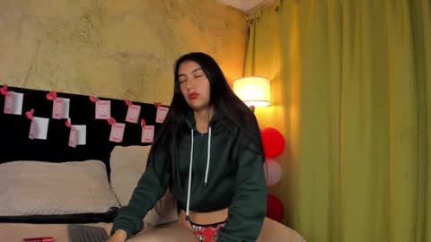 Emma online show from February 17, 6:07 pm