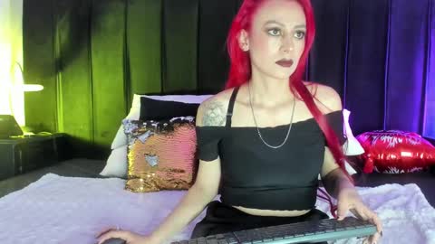 Emma online show from February 24, 8:14 pm