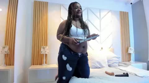 EmmaBrantt  online show from March 19, 4:50 am