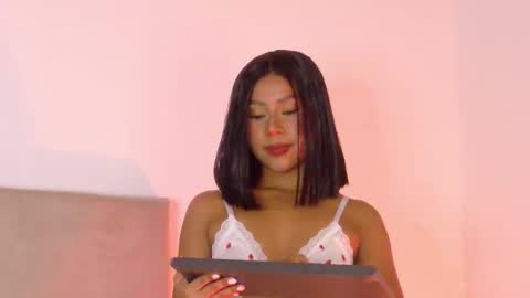 E M M A  online show from February 28, 6:18 pm