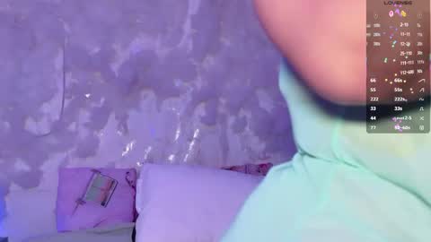  Emma  online show from April 5, 7:51 am