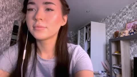 Emma online show from May 8, 10:29 am