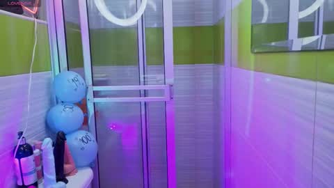    online show from March 19, 11:36 am