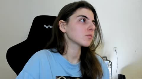 Emma online show from December 14, 8:36 pm