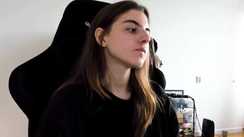 Emma online show from September 13, 9:50 am