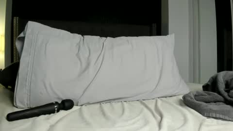 Emma Rose B. online show from December 10, 12:28 am