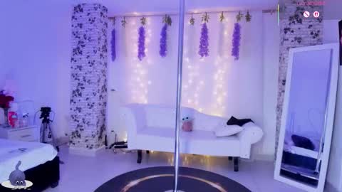 Sara online show from September 15, 11:51 am