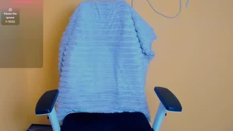 Emmi online show from June 20, 11:36 am