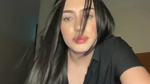 Emmi online show from July 14, 1:39 am