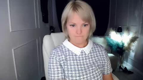 emmmam online show from February 22, 9:21 am