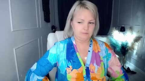 emmmam online show from February 27, 3:45 pm