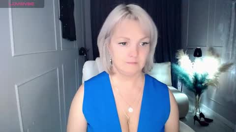 emmmam online show from November 12, 12:25 pm