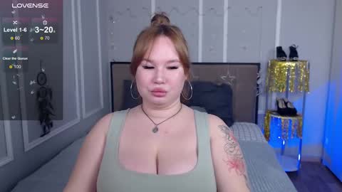 Emmy  online show from February 6, 6:40 am