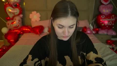 E M M Y online show from February 18, 8:02 am