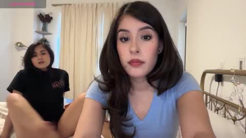 empressmonaa online show from March 21, 12:04 am