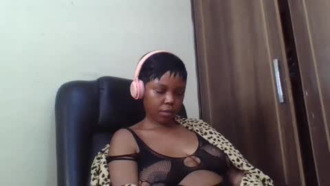 empress online show from March 5, 9:43 pm