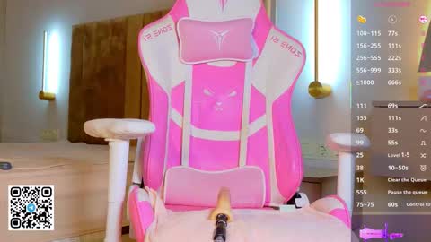 Emy kami online show from March 10, 5:00 am