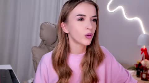 entya online show from December 16, 7:58 am