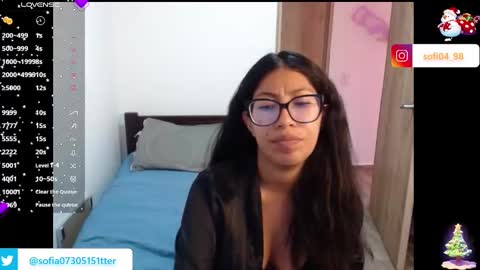 Snapshot of eren_mikasa chatting on January 29, 2:21 pm sofia online show from January 29, 2:21 pm