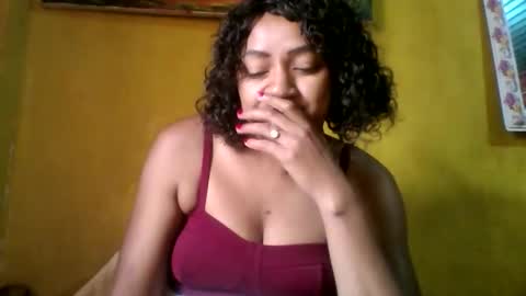 erica0586 online show from May 10, 8:27 am