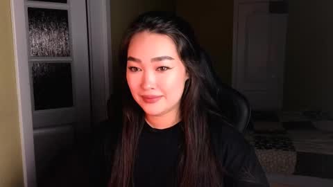 Snapshot of erica_wayne chatting on February 14, 5:57 pm Erica Wayne online show from February 14, 5:57 pm