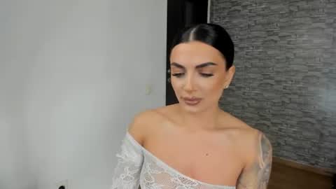 Riaaa online show from June 19, 6:44 pm