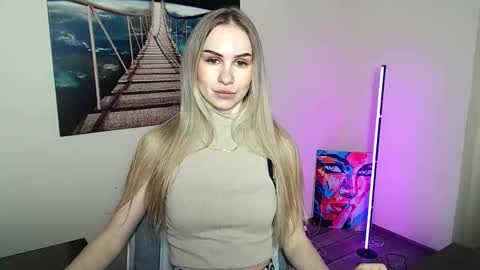 Erika online show from April 6, 11:55 am