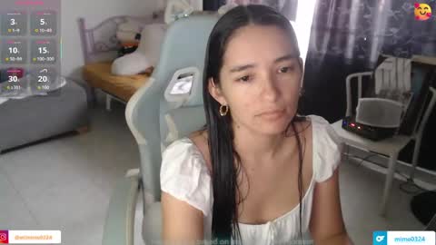 erina_1 online show from May 17, 6:18 pm
