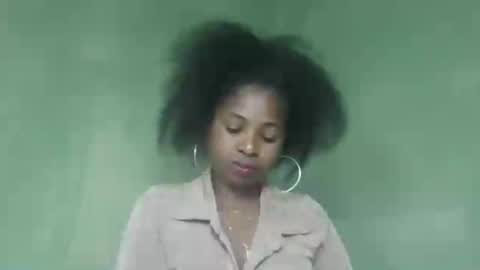Erisca19 online show from July 6, 6:32 pm
