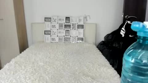 eroticsensualkitty4u online show from June 13, 11:18 am