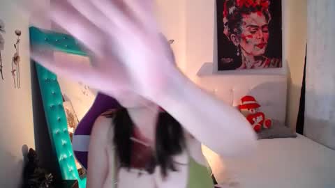 Esmeralda online show from September 13, 6:49 pm