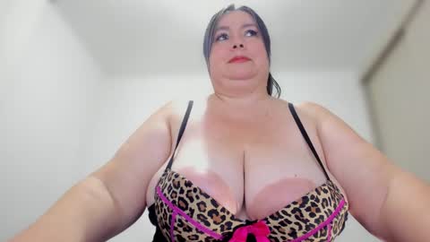 Snapshot of esmeraldo_mfc chatting on December 19, 10:53 pm Esmeralda online show from December 19, 10:53 pm