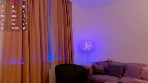 Esmi online show from January 16, 4:03 pm