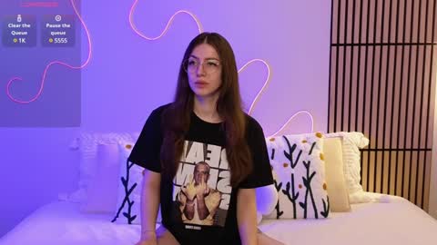 Snapshot of ester_hill chatting on February 3, 9:07 pm Ester online show from February 3, 9:07 pm
