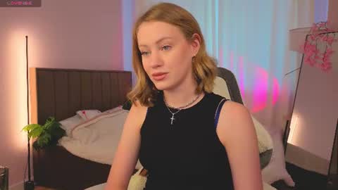 eva hamilton online show from July 16, 12:37 am