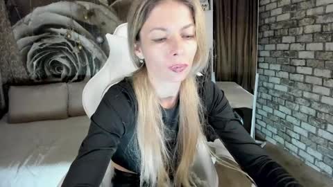 Eva online show from April 5, 5:12 pm