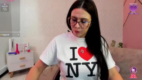 Eva  online show from April 8, 3:14 pm