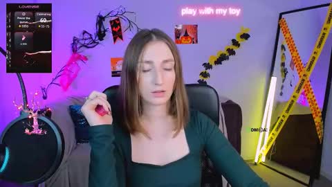 Snapshot of eva_smiith_ chatting on October 27, 10:55 am Eva online show from October 27, 10:55 am