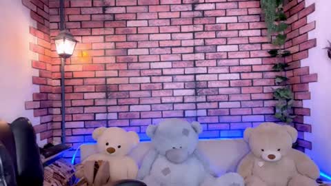 Eva online show from December 14, 7:36 am