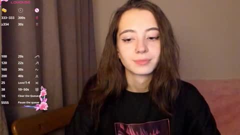 evabradly online show from November 16, 7:36 pm