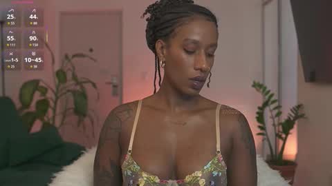 evajacksss_ online show from February 27, 9:03 pm