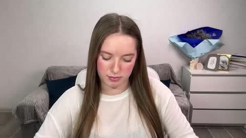 Eva online show from November 25, 8:42 pm