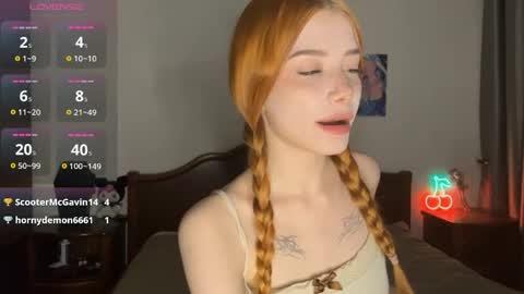 evakettystar online show from March 29, 9:47 pm