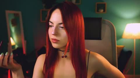 Eva  online show from April 13, 6:52 pm