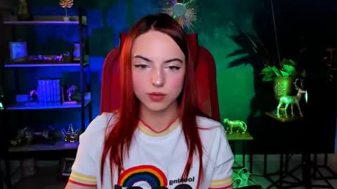 Eva  online show from May 15, 1:25 pm