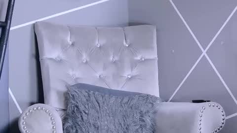 Snapshot of evangeline_17 chatting on October 28, 4:24 pm Miss Evangeline    online show from October 28, 4:24 pm