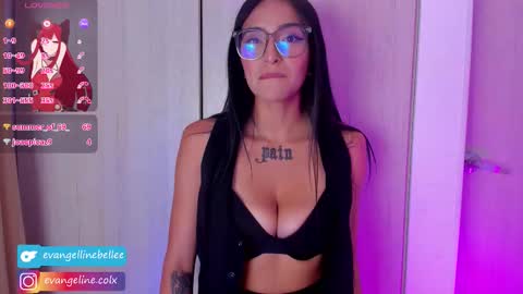 Evangelline online show from October 18, 8:43 pm