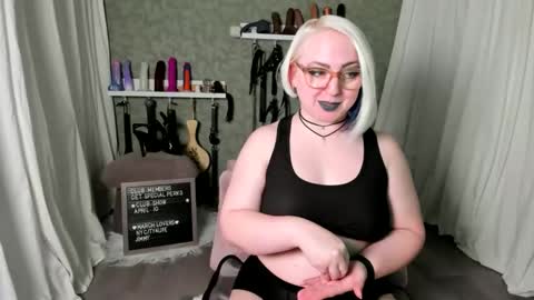 Evan Harlowe online show from April 25, 10:07 pm