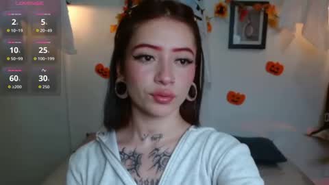 Evanssa lx online show from October 17, 1:14 pm